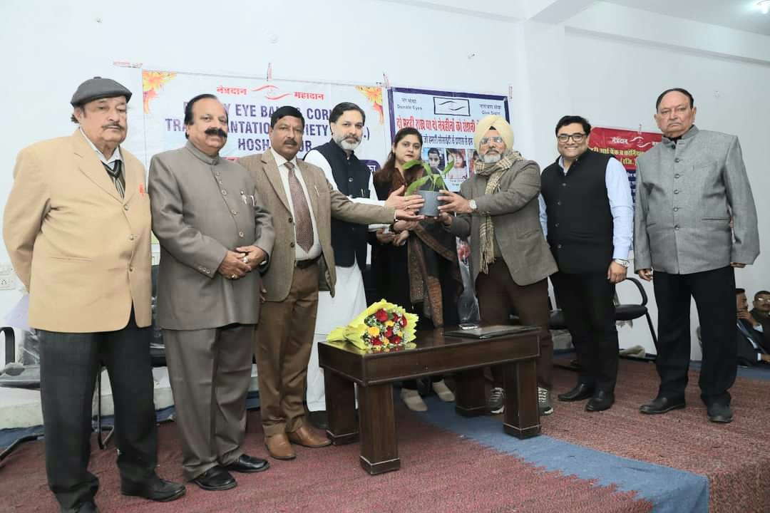 ਪੰਜਾਬ ਦੇ ਹੋਰ ਜ਼ਿਲ੍ਹਿਆਂ ਵਿੱਚ ਵੀ ਡਾ. ਲਖਵੀਰ ਵਰਗੇ ਅਧਿਕਾਰੀ ਦੀ ਲੋੜ - ਸੰਜੀਵ ਅਰੋੜਾ